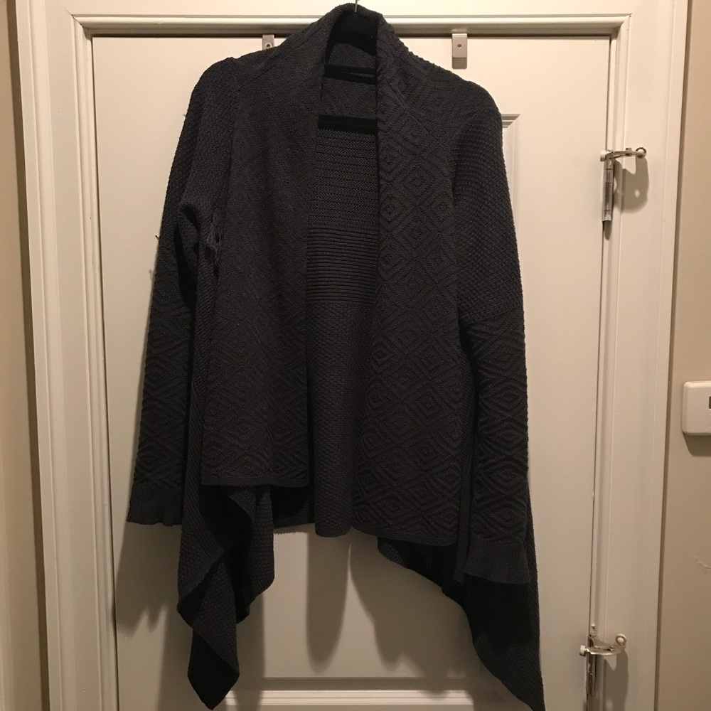 MARKDOWN: Lucky Brand L Cardigan